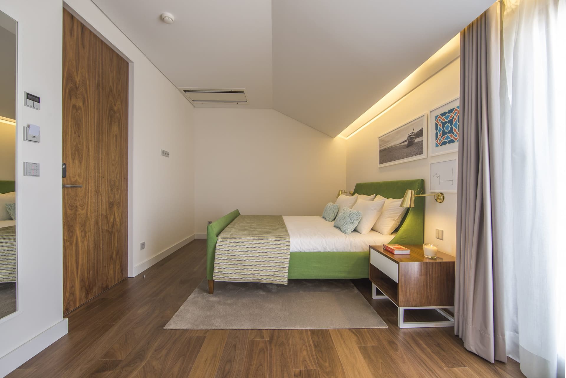 Quarto com Terraço Vista 2